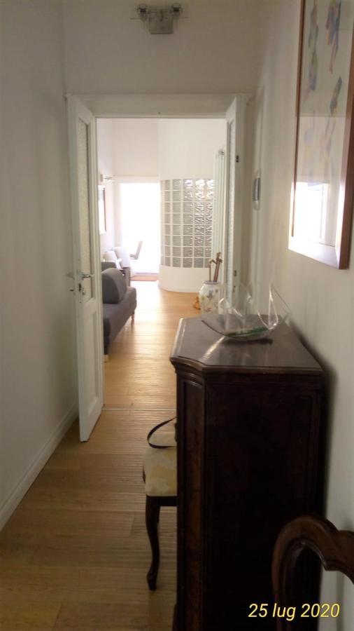 Piazza San Rocco Suite Art แวร์บาเนีย ภายนอก รูปภาพ